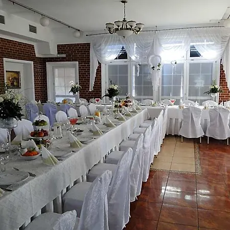 Agat & Hotel 2*