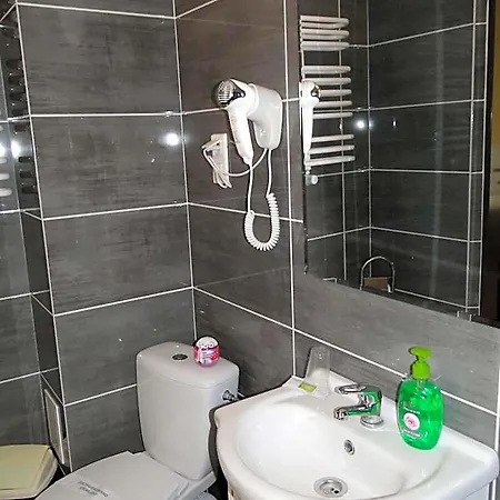 Hotel Agat &