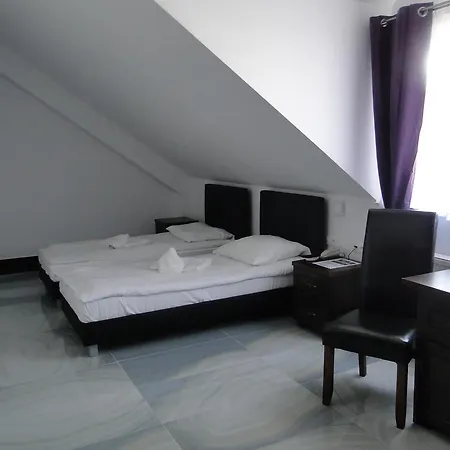 Agat & ホテル ビィドゴシュチュ